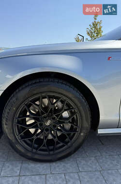 Седан Audi A6 2013 в 