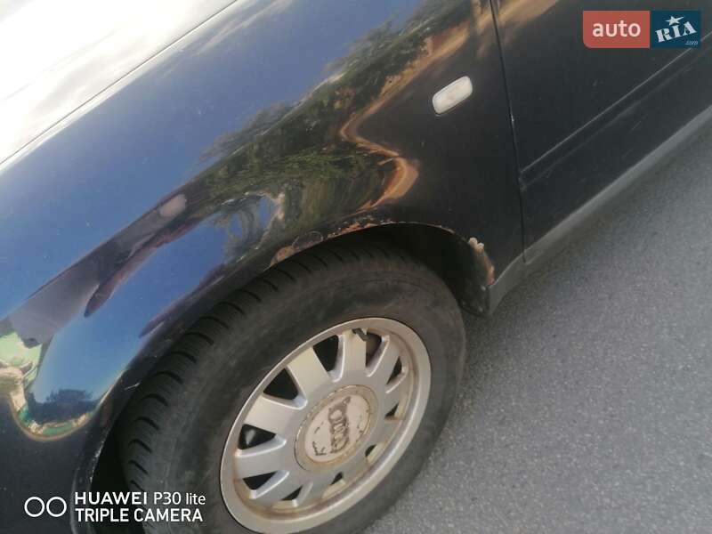 Седан Audi A6 1997 в Змиеве