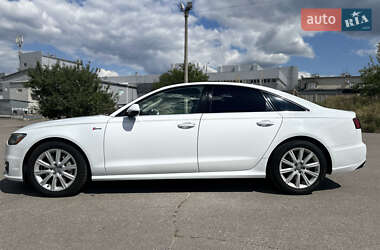 Седан Audi A6 2015 в 