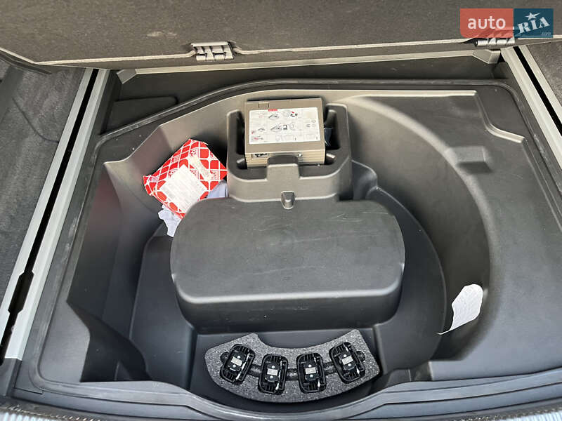 Універсал Audi A6 2013 в Львові