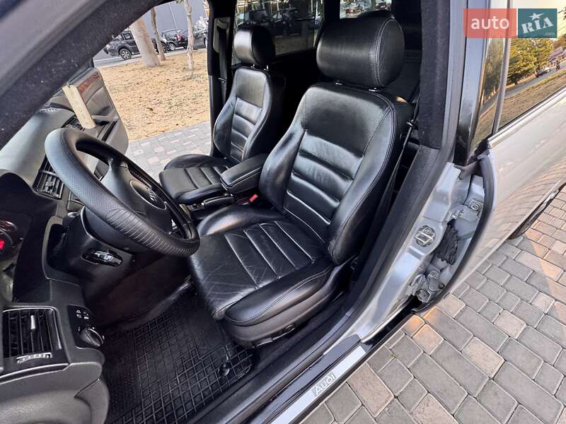 Универсал Audi A6 2003 в Одессе