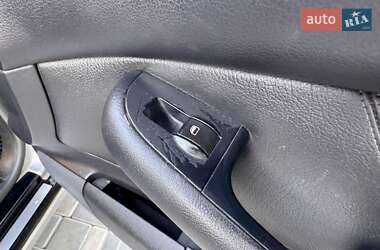 Универсал Audi A6 2003 в 