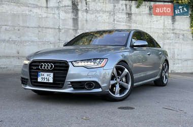Седан Audi A6 2014 в 