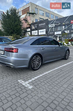 Седан Audi A6 2015 в 