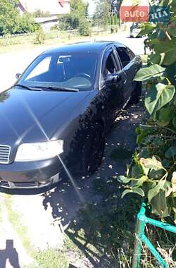 Седан Audi A6 2004 в 