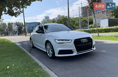 Седан Audi A6 2018 в 