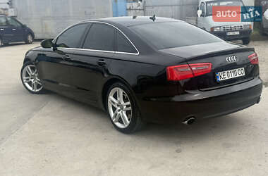 Седан Audi A6 2013 в 