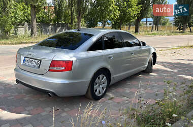 Седан Audi A6 2004 в 