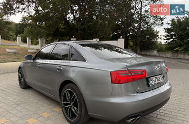 Седан Audi A6 2013 в 