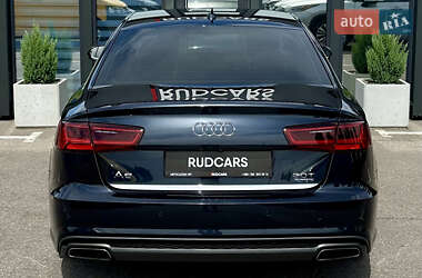 Седан Audi A6 2015 в 