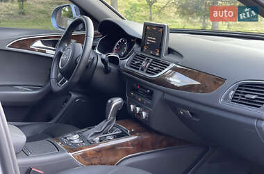 Седан Audi A6 2015 в 