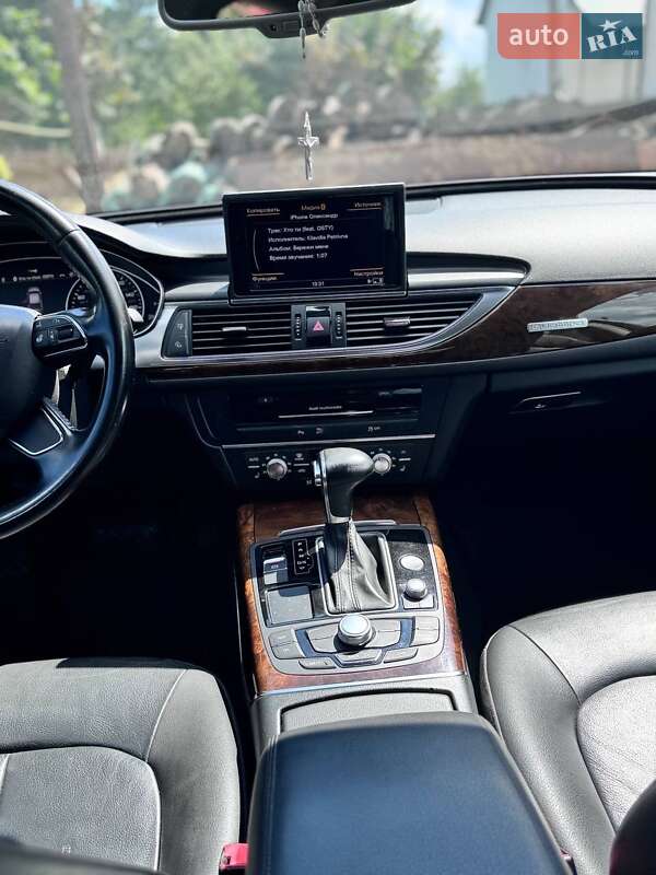 Седан Audi A6 2013 в Самборе