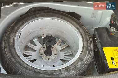 Седан Audi A6 2004 в 