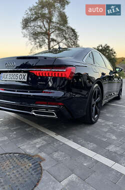 Седан Audi A6 2022 в 