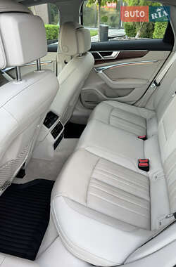 Седан Audi A6 2022 в 
