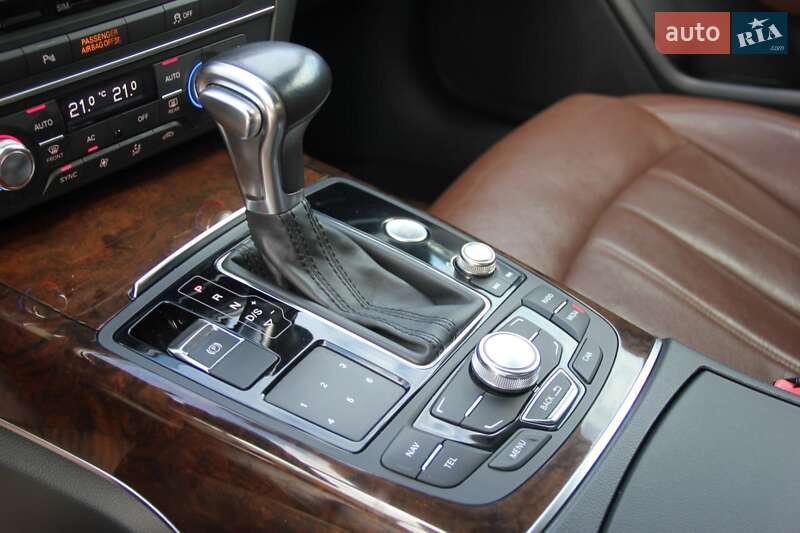 Седан Audi A6 2012 в Киеве