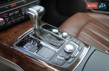 Седан Audi A6 2012 в 