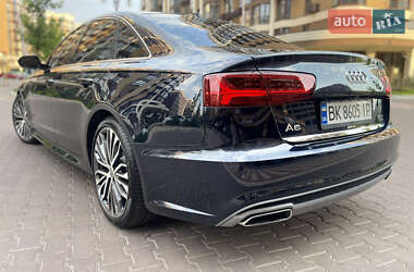 Седан Audi A6 2015 в 