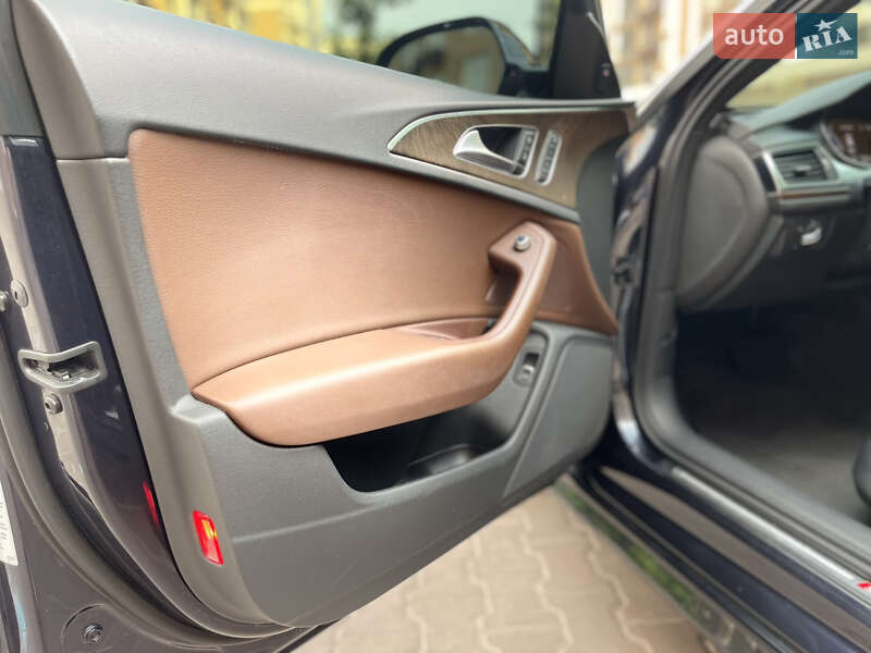 Седан Audi A6 2015 в Киеве