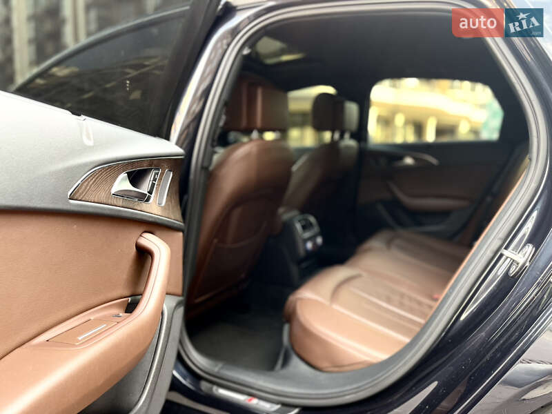 Седан Audi A6 2015 в Киеве