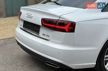 Седан Audi A6 2016 в 