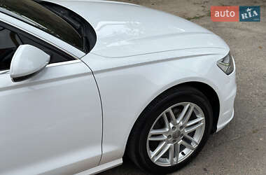 Седан Audi A6 2016 в 