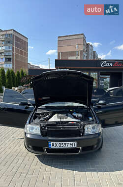 Седан Audi A6 2002 в 