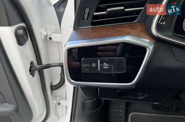 Седан Audi A6 2019 в 