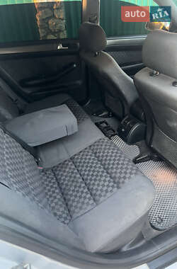 Универсал Audi A6 2002 в 