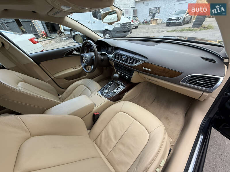 Седан Audi A6 2013 в Ровно