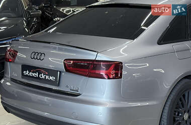 Седан Audi A6 2015 в 