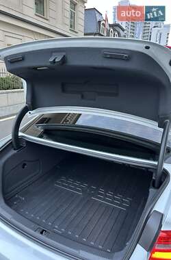 Седан Audi A6 2014 в 