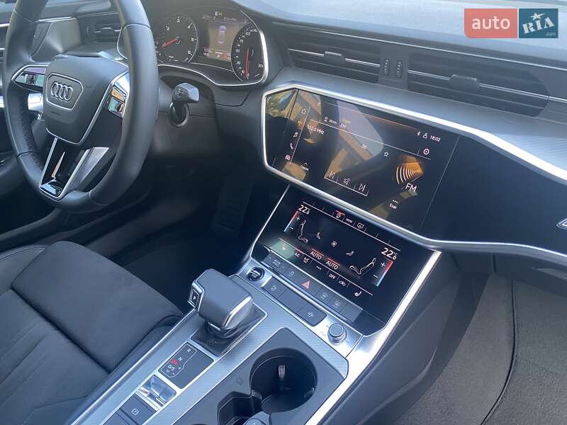 Седан Audi A6 2022 в Киеве