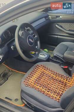 Универсал Audi A6 2002 в 