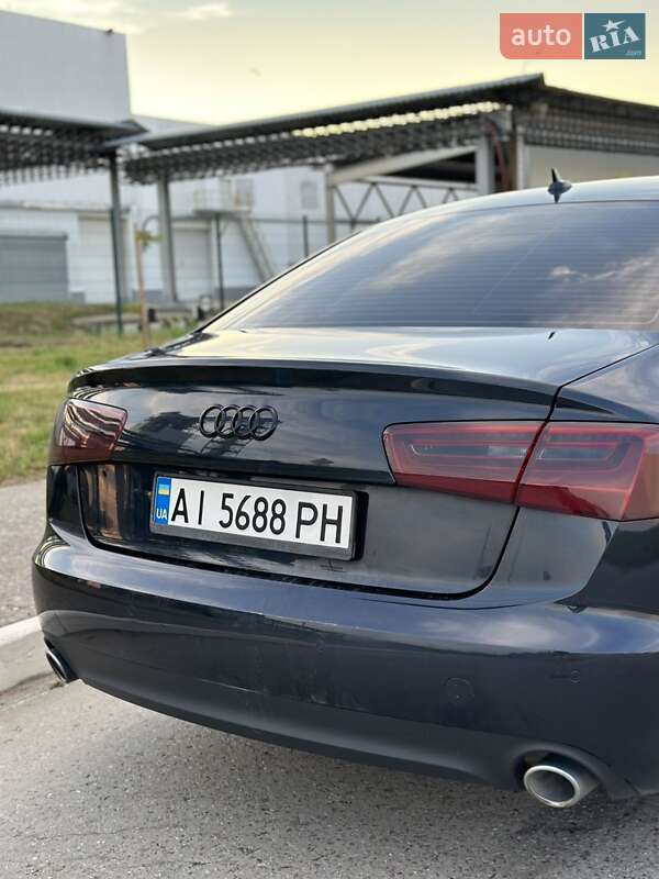 Седан Audi A6 2013 в Коростене