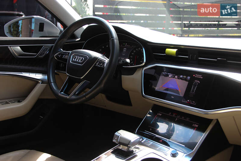 Седан Audi A6 2019 в Одессе