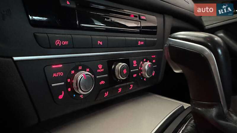 Седан Audi A6 2015 в Ужгороде