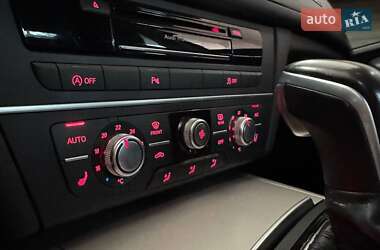 Седан Audi A6 2015 в 