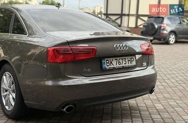 Седан Audi A6 2011 в 