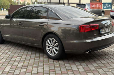 Седан Audi A6 2011 в 