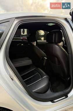 Седан Audi A6 2012 в 