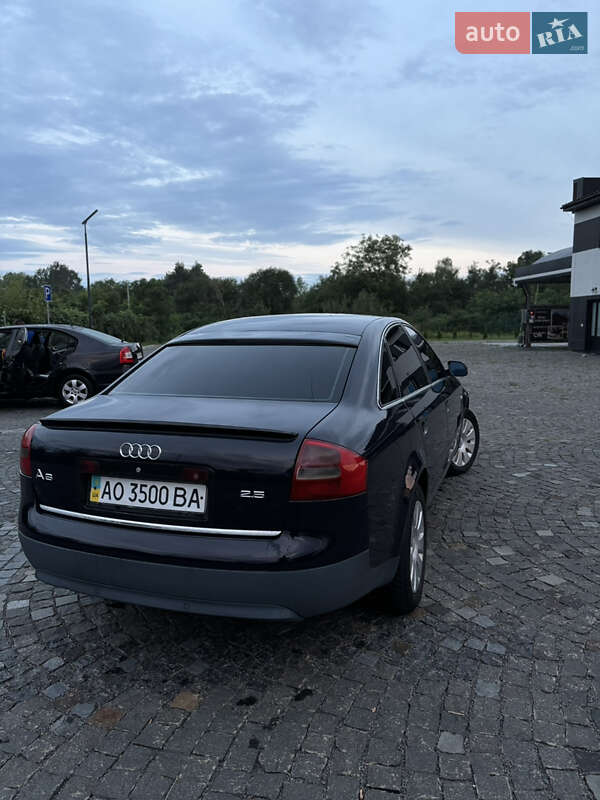 Седан Audi A6 2000 в Иршаве