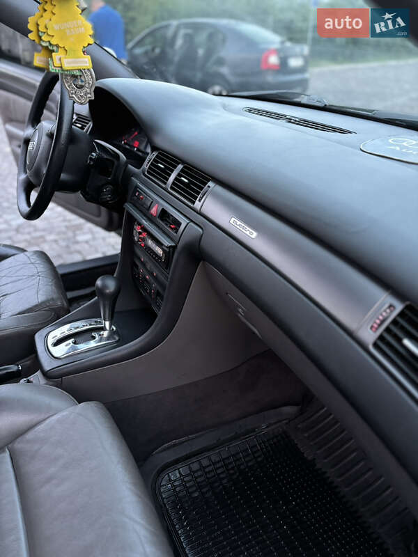 Седан Audi A6 2000 в Иршаве
