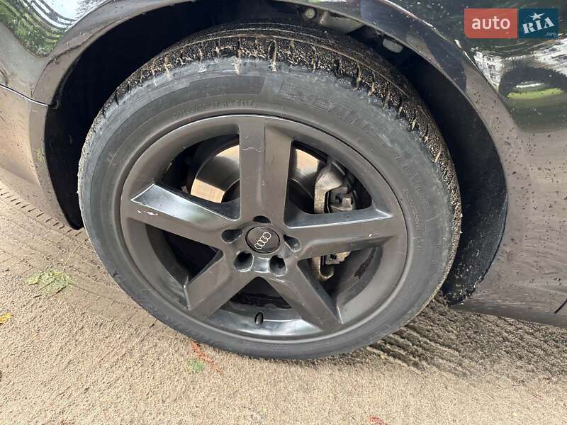 Универсал Audi A6 2006 в Киеве