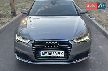 Седан Audi A6 2015 в 