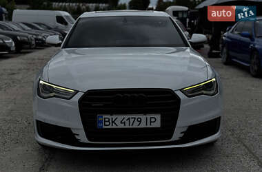 Седан Audi A6 2015 в 