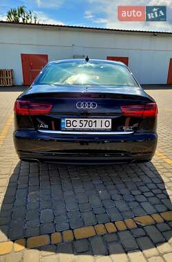 Седан Audi A6 2015 в 