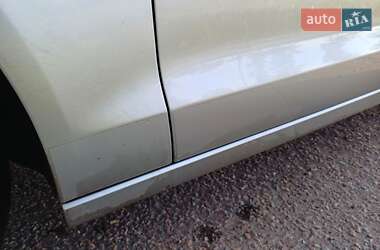 Седан Audi A6 2013 в 