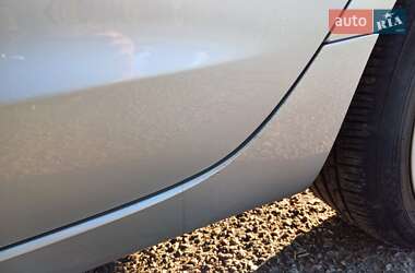 Седан Audi A6 2013 в 