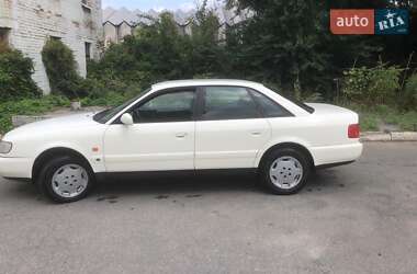 Седан Audi A6 1995 в 